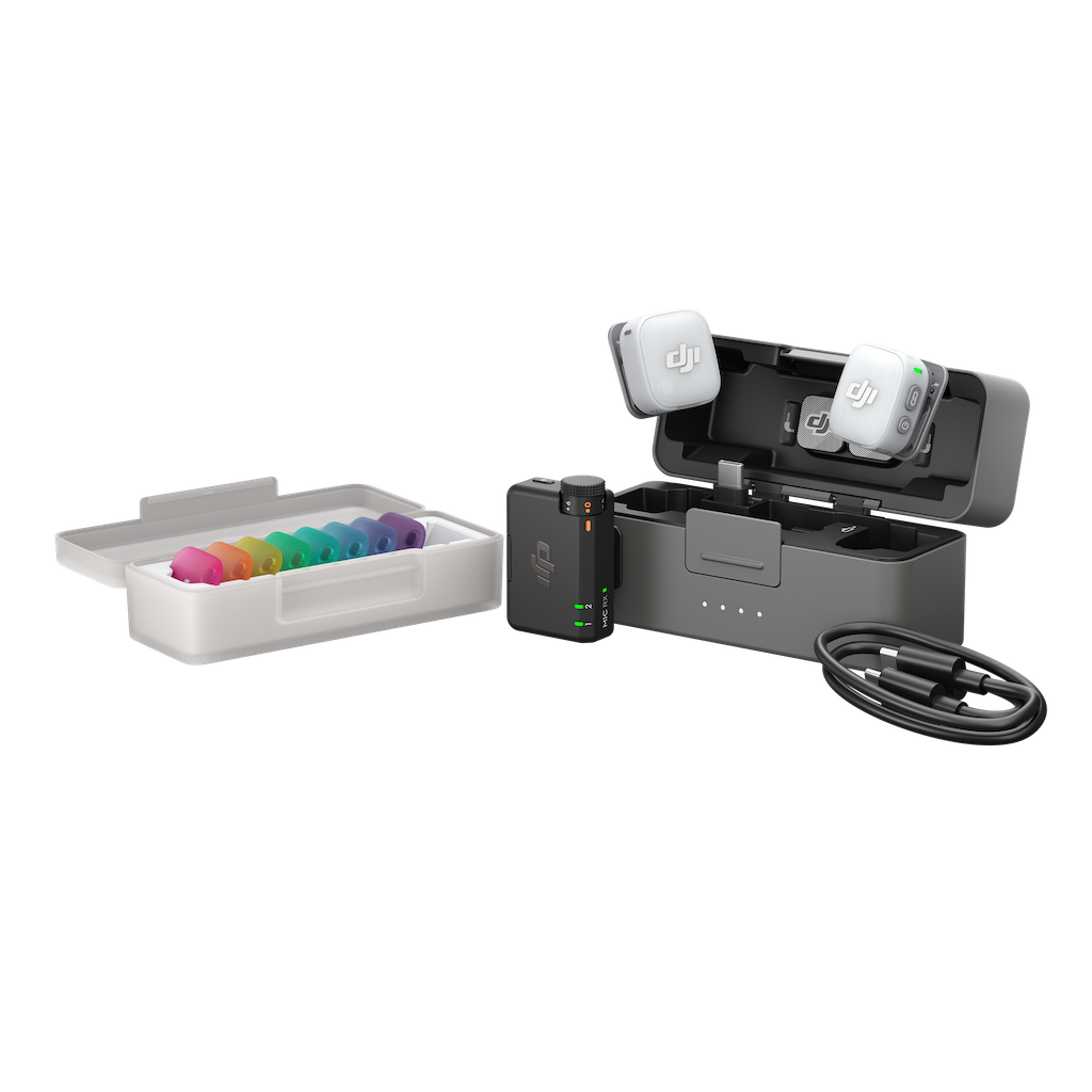DJI Mic Mini 2 — farebné magnetické kryty a hlasové predvoľby